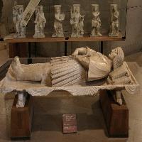 Monument to Gaston de Foix