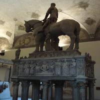 Monument of BernabÃ² Visconti