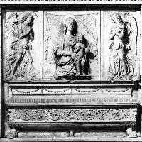 Monument ot Antonio and Michele Bonsi (detail)