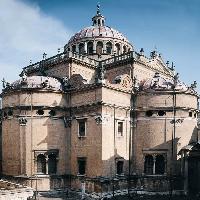 View of the dome and the apses