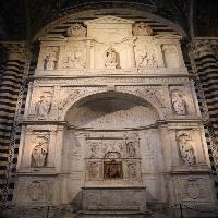 Piccolomini Altar