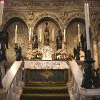 Altar and tomb of Saint Anthony