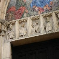 Reliefs on the lintel (left side)